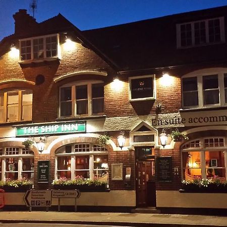 The Ship Inn Fordingbridge Extérieur photo