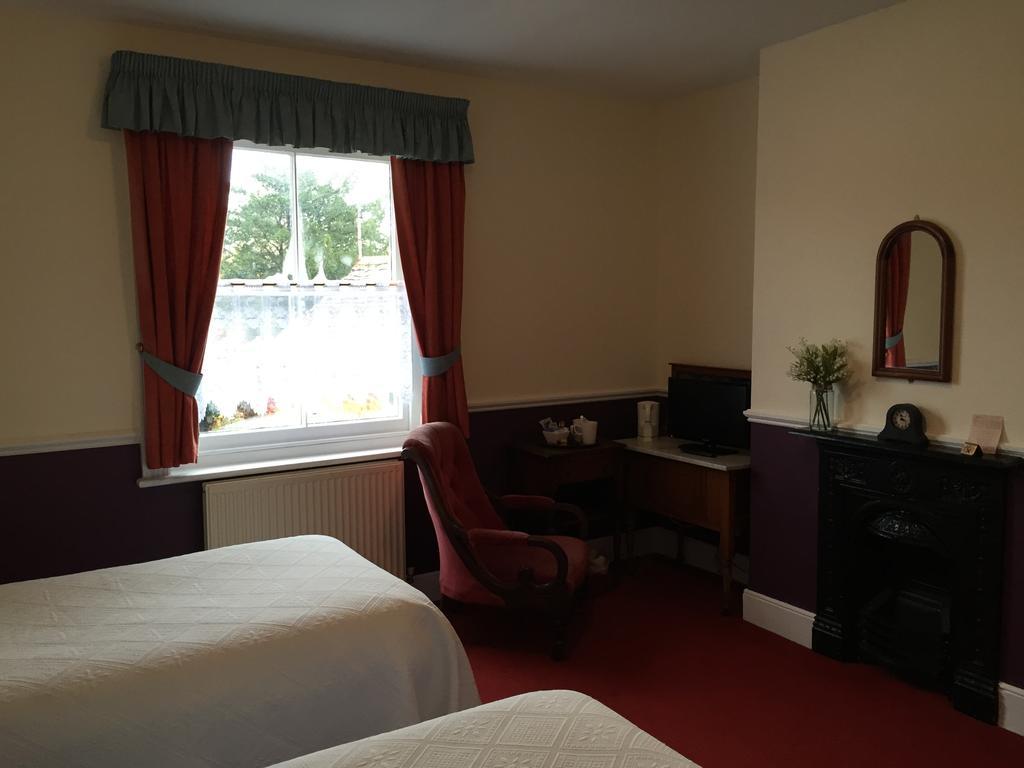 The Ship Inn Fordingbridge Extérieur photo