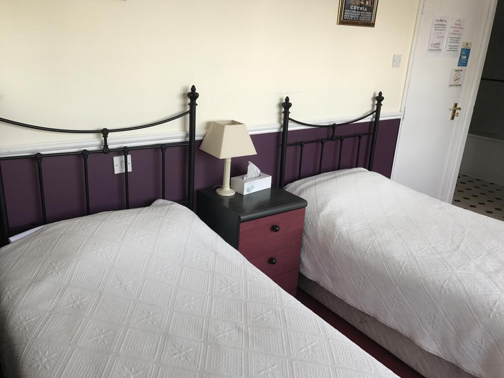 The Ship Inn Fordingbridge Extérieur photo